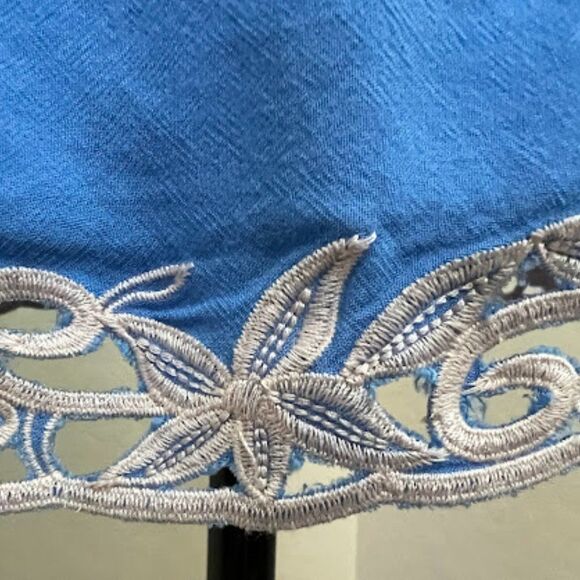 GB sleeveless mini summer dress beautiful blue and mauve crochet. Small item 123 - Picture 5 of 7